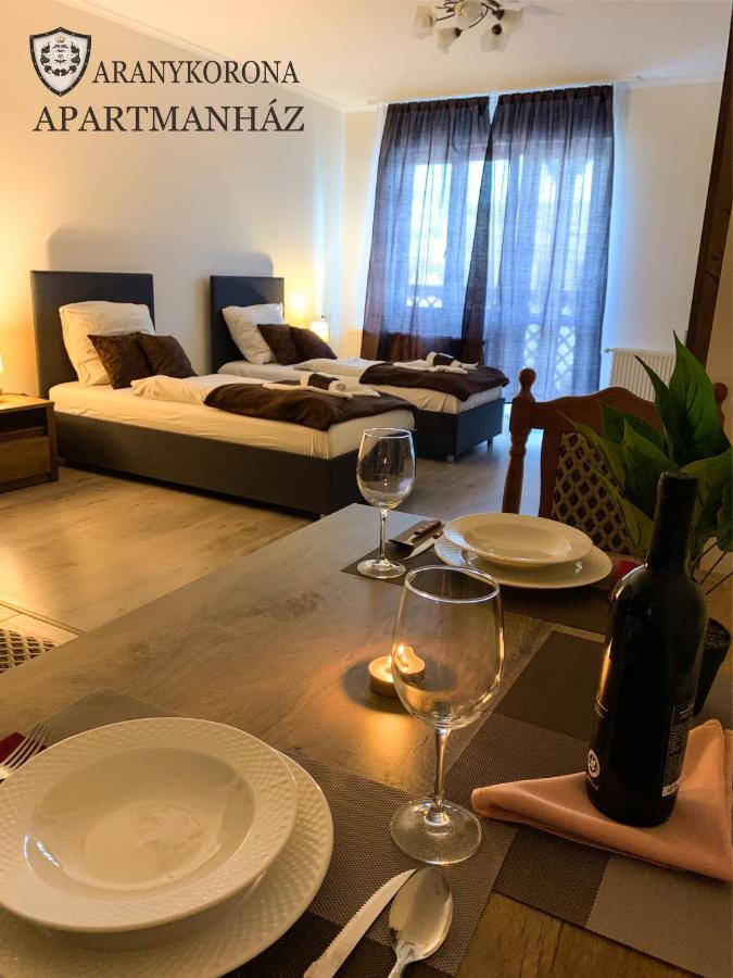 Aranykorona Apartmanhaz 미슈콜츠 외부 사진
