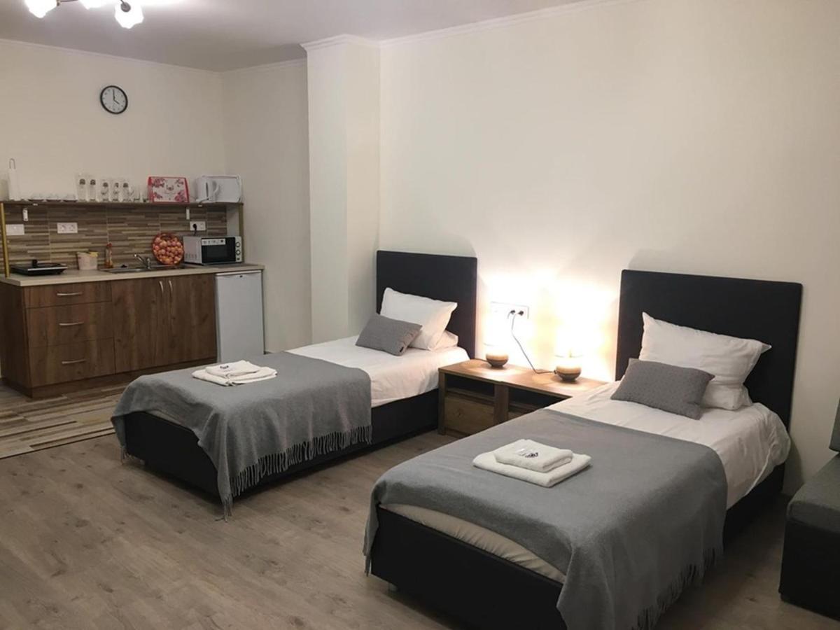 Aranykorona Apartmanhaz 미슈콜츠 외부 사진