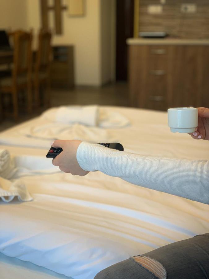 Aranykorona Apartmanhaz 미슈콜츠 외부 사진