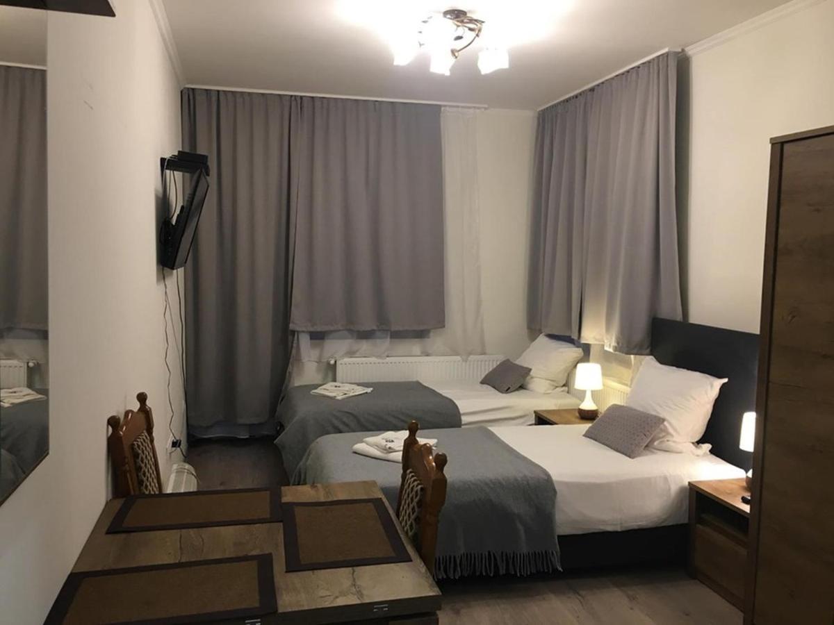 Aranykorona Apartmanhaz 미슈콜츠 외부 사진